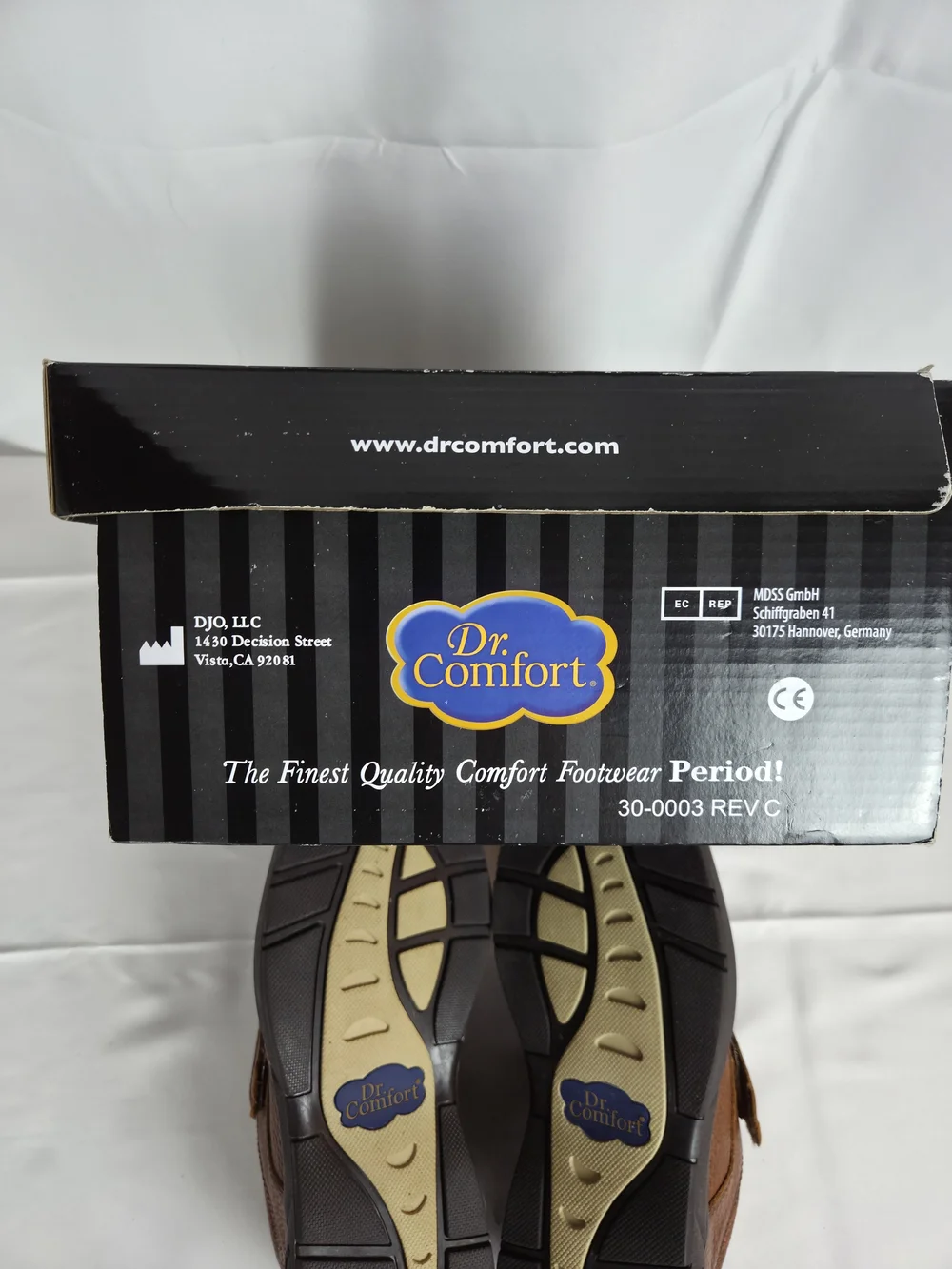 Men’s Chestnut Leather Derby Shoes. New... 11 Wide.